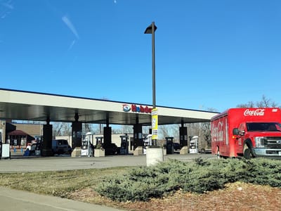 Holiday Stationstores