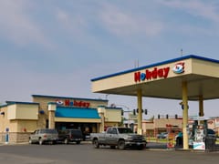 Holiday Stationstores