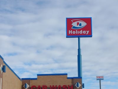 Holiday Stationstores