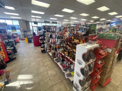 Holiday Stationstores