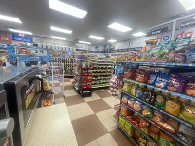 Holiday Stationstores