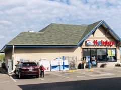 Holiday Stationstores
