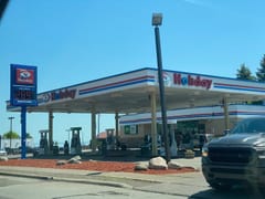 Holiday Stationstores
