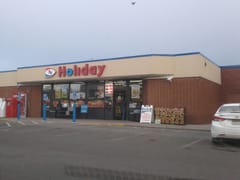 Holiday Stationstores