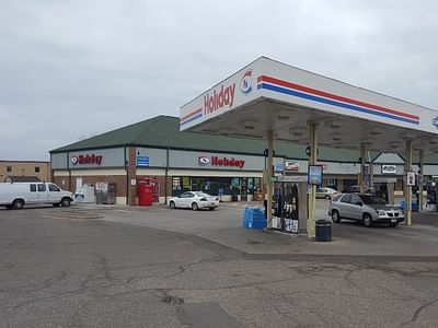 Holiday Stationstores