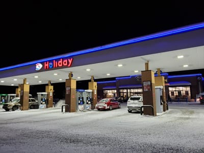 Holiday Stationstores