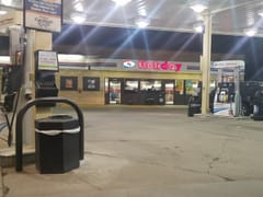 Holiday Stationstores