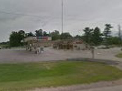 Holiday Stationstores