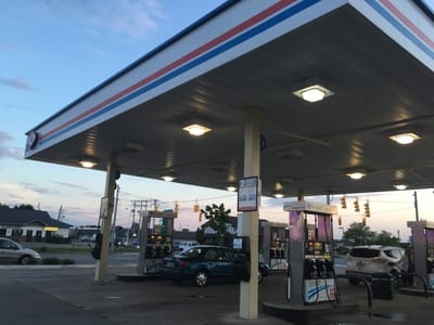 Holiday Stationstores