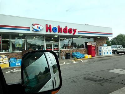 Holiday Stationstores