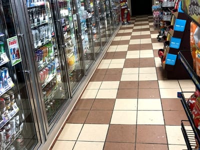 Holiday Stationstores