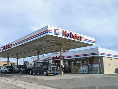 Holiday Stationstores