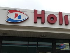 Holiday Stationstores