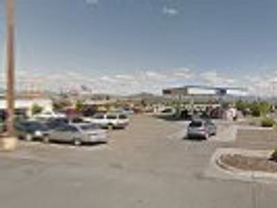 Holiday Stationstores