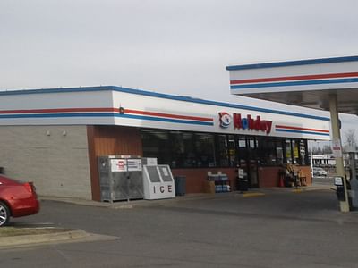 Holiday Stationstores