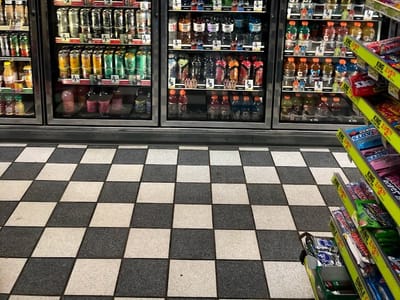 Holiday Stationstores