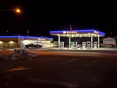 Holiday Stationstores