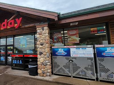 Holiday Stationstores