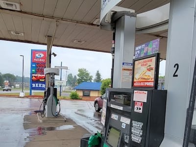 Holiday Stationstores