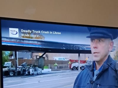 Holiday Stationstores