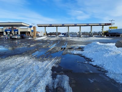 Holiday Stationstores