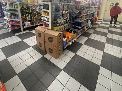 Holiday Stationstores