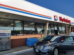 Holiday Stationstores