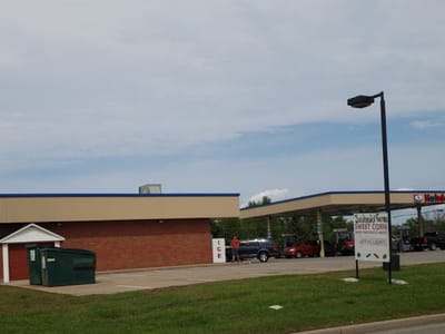 Holiday Stationstores