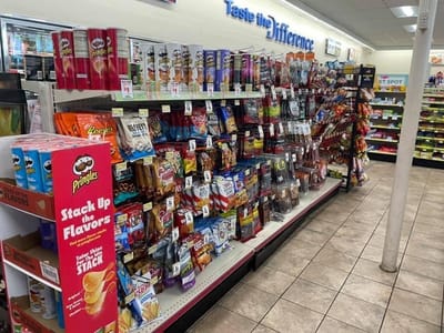 Holiday Stationstores