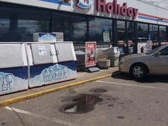 Holiday Stationstores