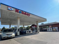 Holiday Stationstores