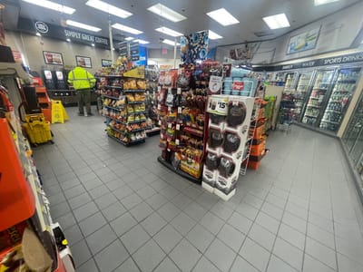 Holiday Stationstores