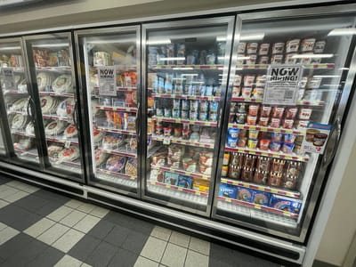 Holiday Stationstores