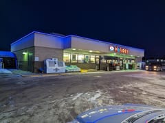 Holiday Stationstores