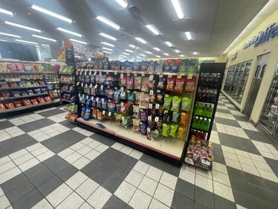 Holiday Stationstores