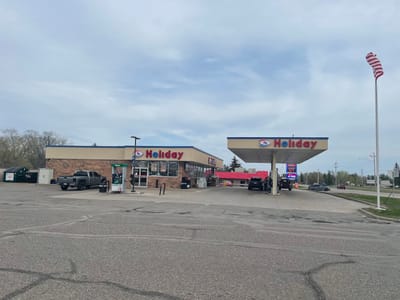 Holiday Stationstores