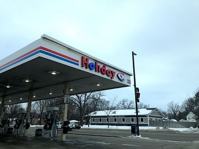 Holiday Stationstores