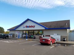 Holiday Stationstores