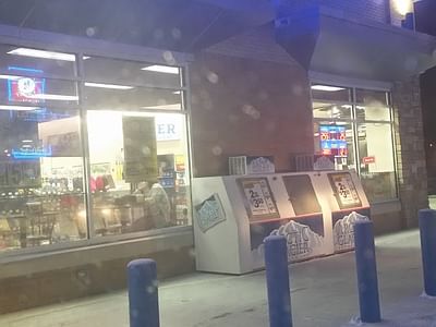 Holiday Stationstores