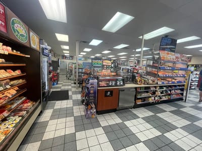 Holiday Stationstores