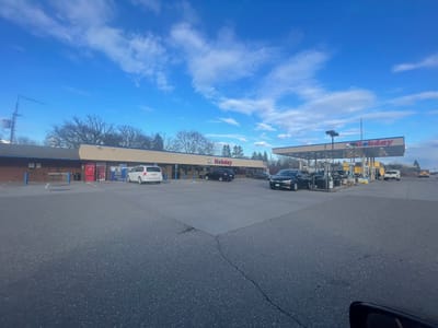 Holiday Stationstores