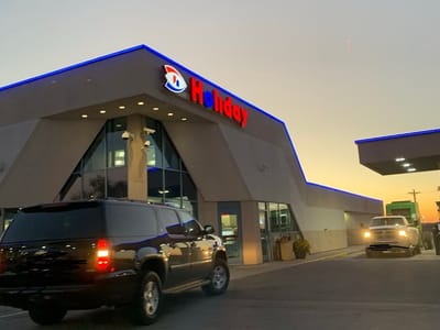 Holiday Stationstores