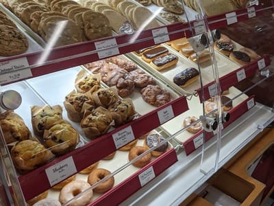 Holiday Stationstores