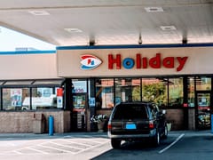 Holiday Stationstores