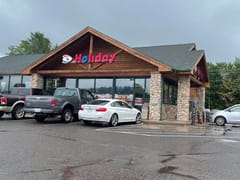 Holiday Stationstores