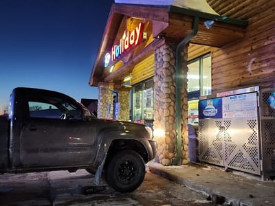 Holiday Stationstores