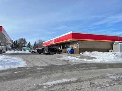 Holiday Stationstores