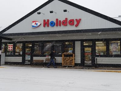 Holiday Stationstores