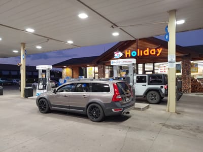 Holiday Stationstores