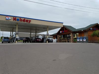 Holiday Stationstores